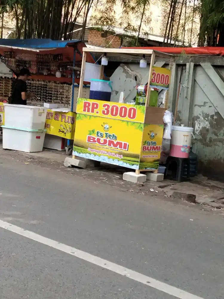 Meja multifungsi