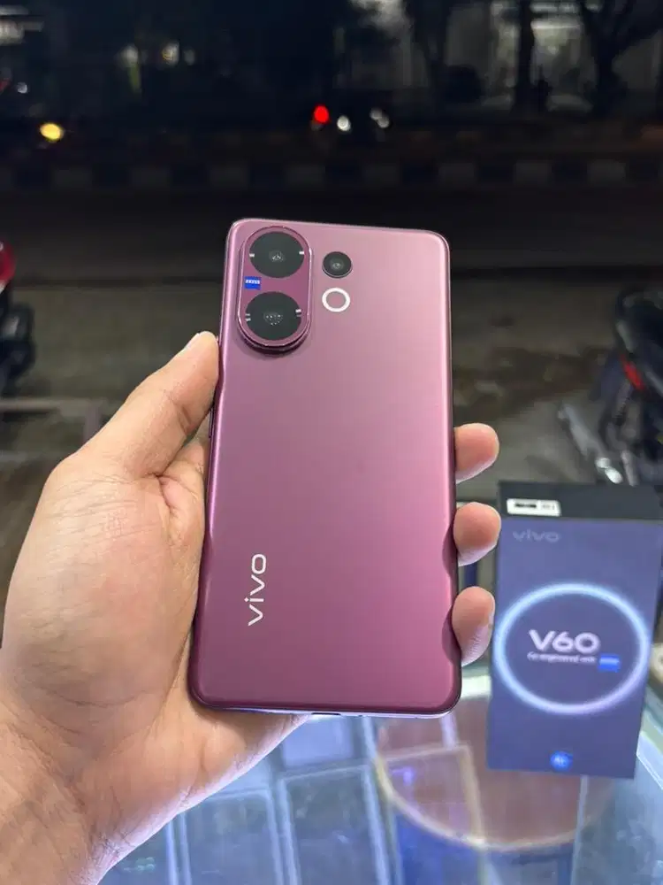 VIVO V60 5G Ram 8/256, Pemakaian 2 Minggu, Seperti baru, Bergaransi.