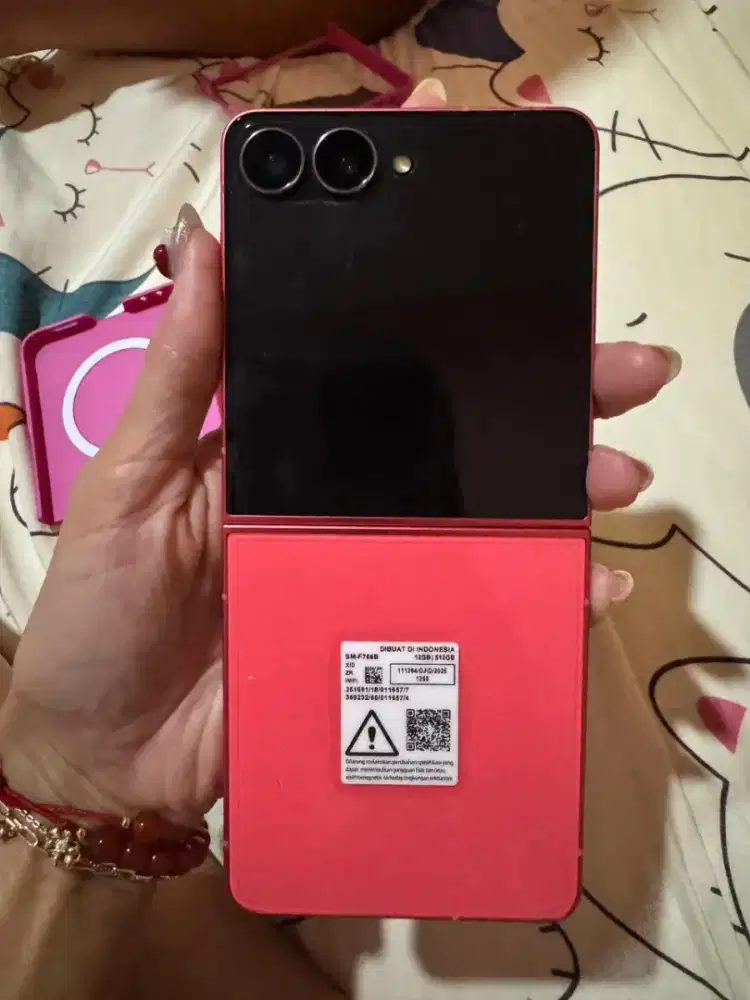 Samsung flip 7 12/512 Mumer