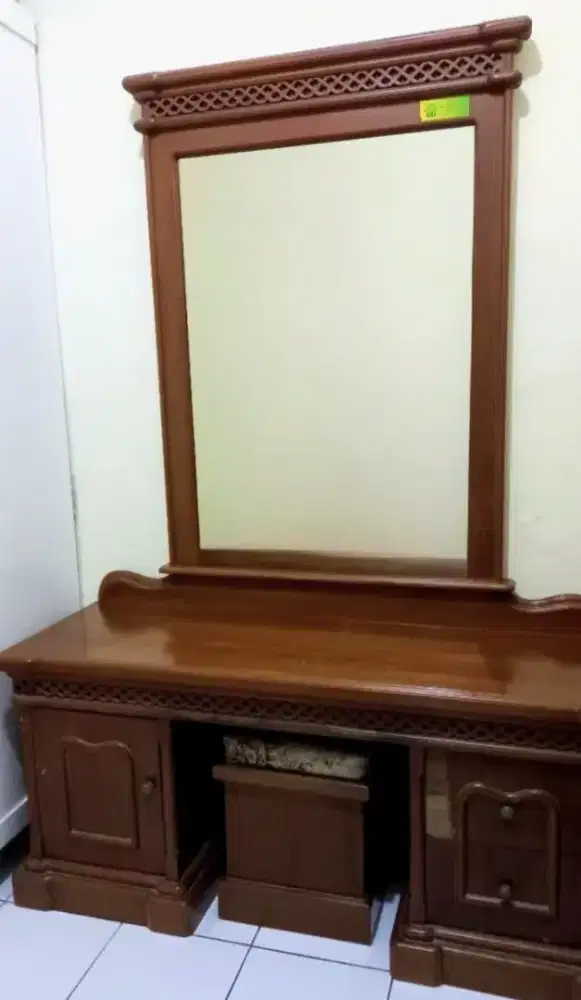MEJA RIAS KAYU KUAT KOKOH