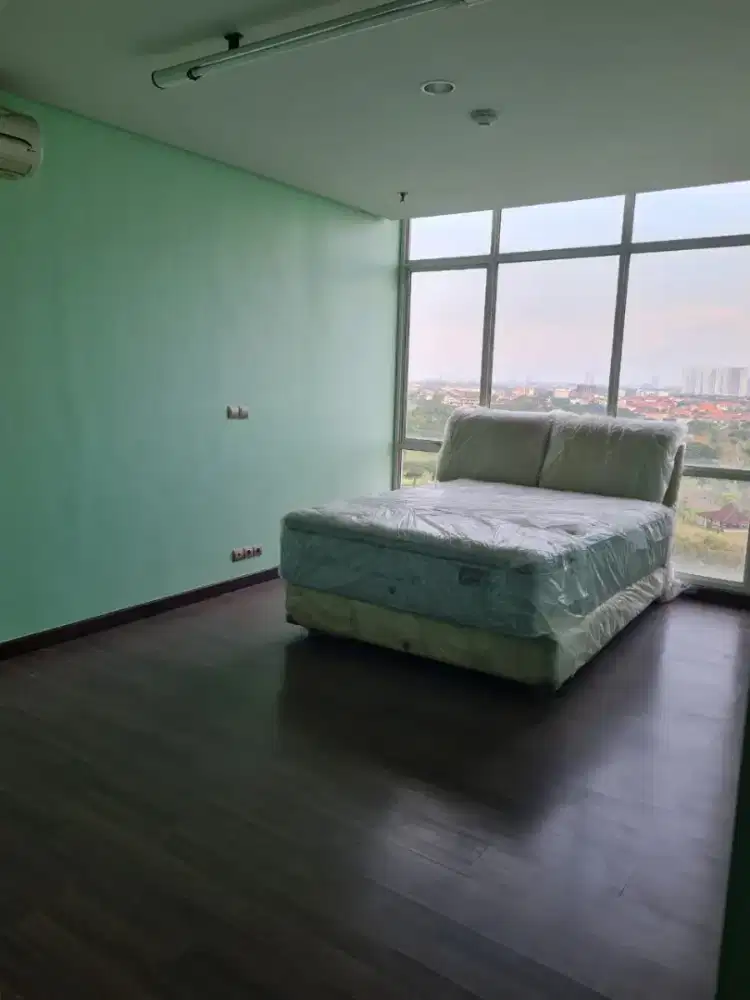 Disewakan Apartemen Adhiwangsa Golf View, Private Lift & Luas 201m²