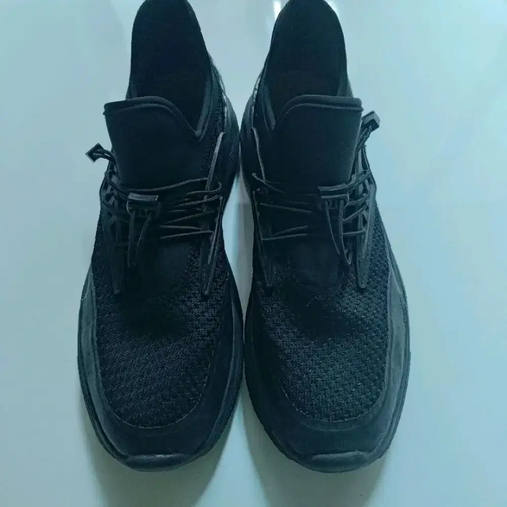 910 Nineten Ryu Swift Triple Black Size 43