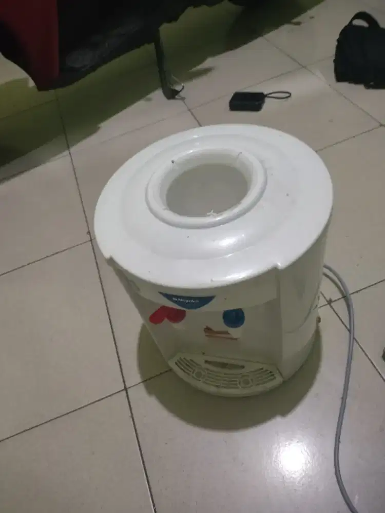 dispenser bekas