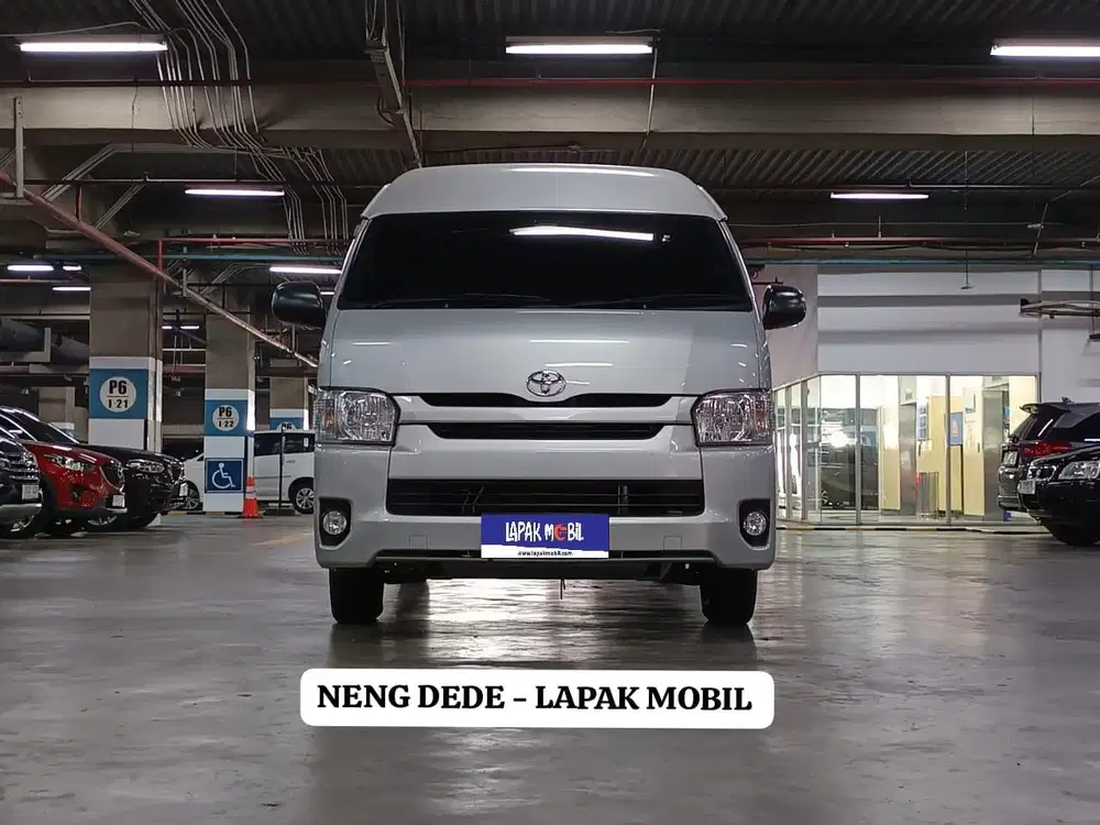 Toyota Hiace Commuter 2.5 Manual (16 Seat) 2022