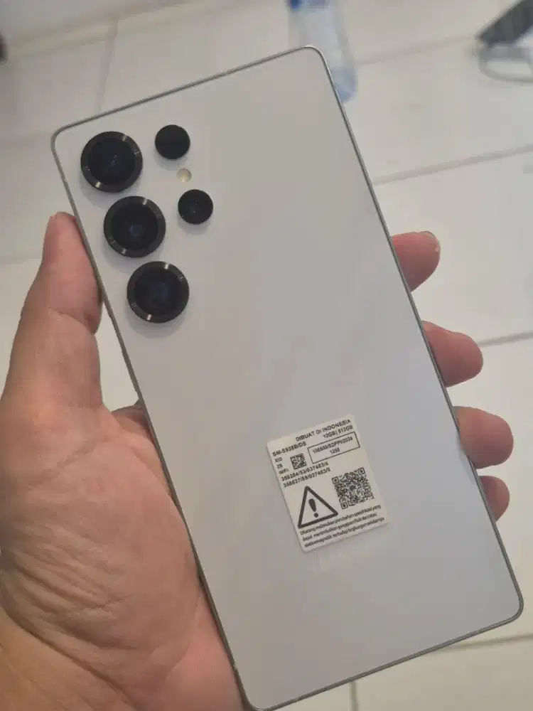 Samsung Galaxy S25 Ultra 512GB Resmi sein mulus