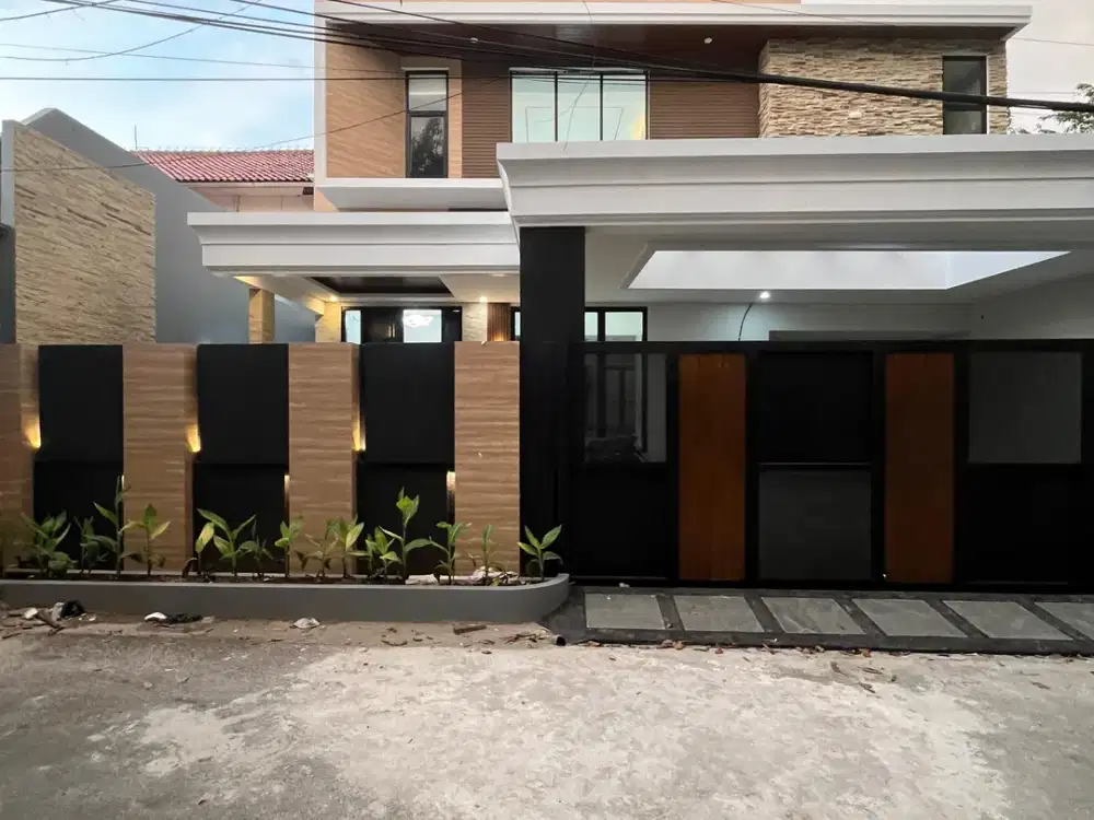For Sale Luxurious House Brand New Modern Design dalam Komplek