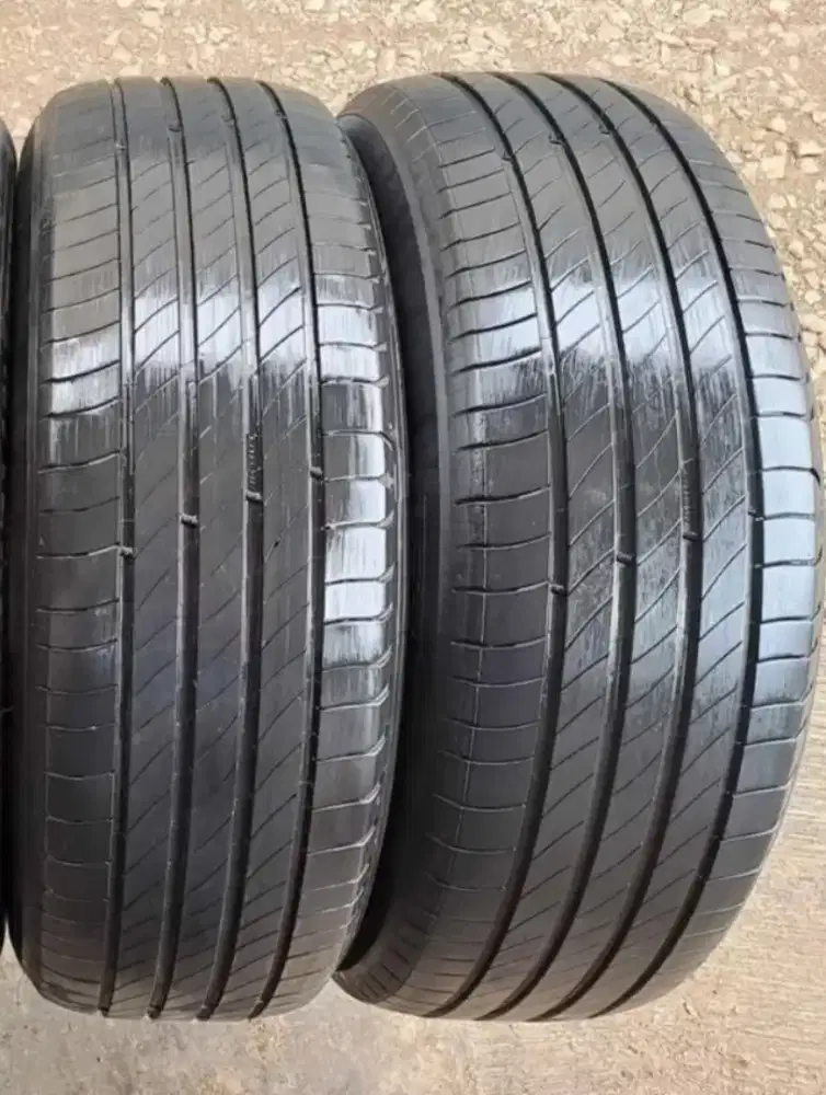 Ban 215/60/17 Michelin Primacy-4 2pc 80%