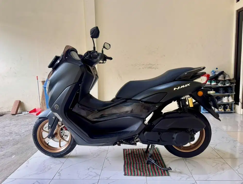 Yamaha Nmax New Keyless ABS MULUSSS Surat Lengkap