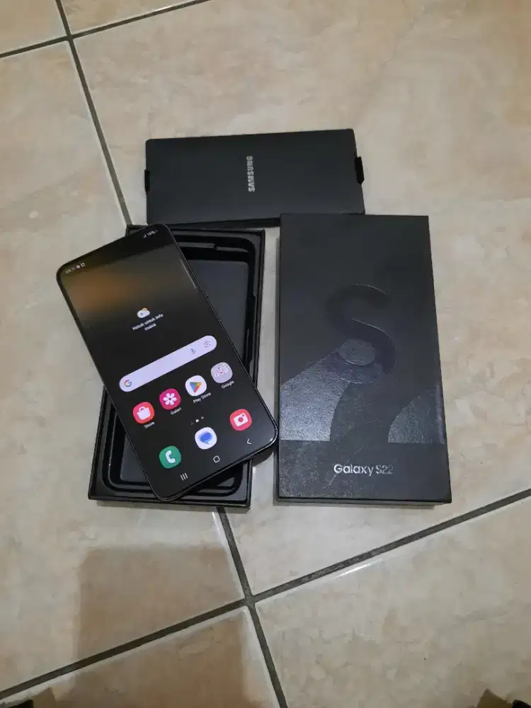 Samsung S22 5G 8/256 Sein fullset mlusss 95%, lancarr jyaaa no kndala