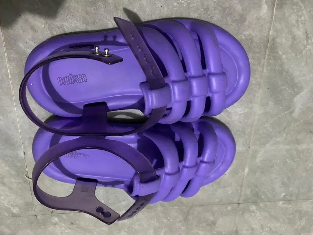 Preloved sendal wanita