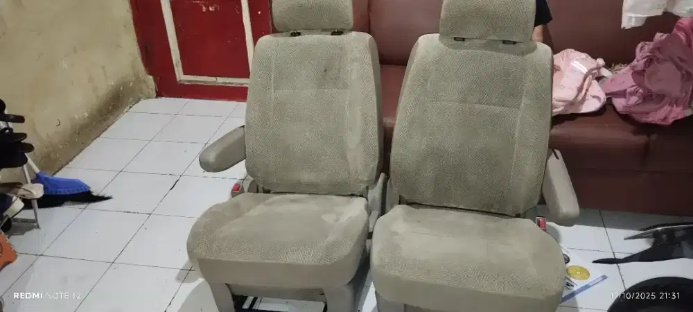 Jok APV  bekas CAPTENSIT