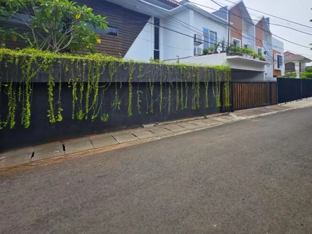 Unit Terawat & Bersih. Rumah Meruya Selatan, Kembangan. Komplek. NEGO