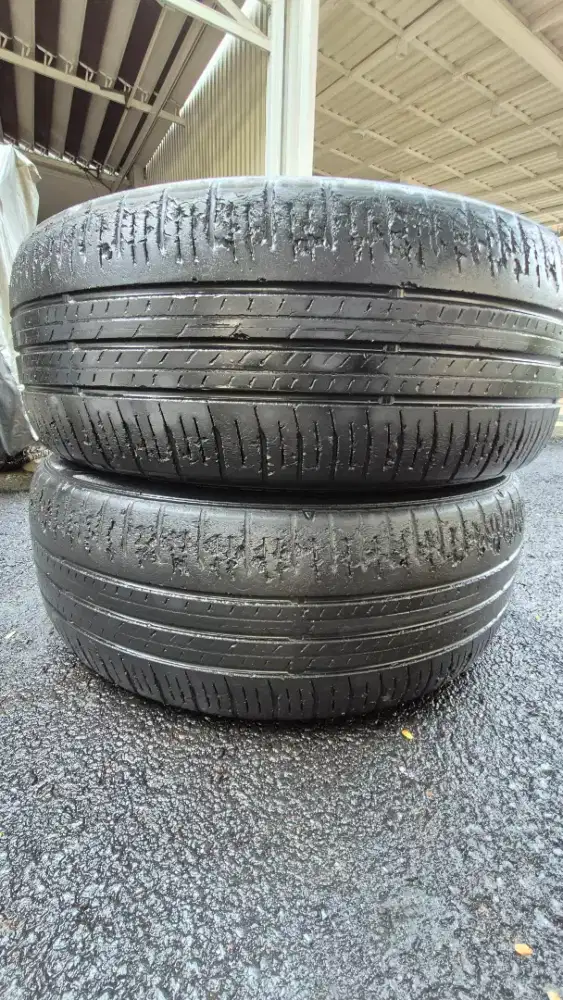2 BAN DUNLOP ENSAVE EC300+ 205 55 17 NIK 2021

kondisi 70-73%