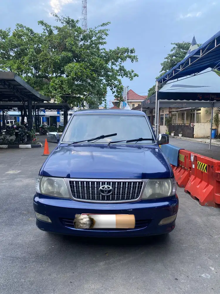 Toyota Kijang 2004 Bensin