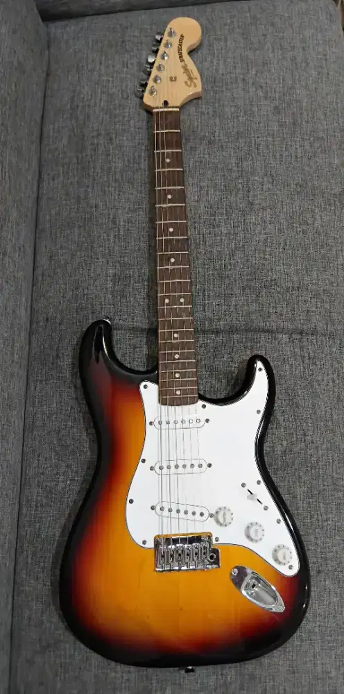 Gitar Squiere Affinity Sunburst