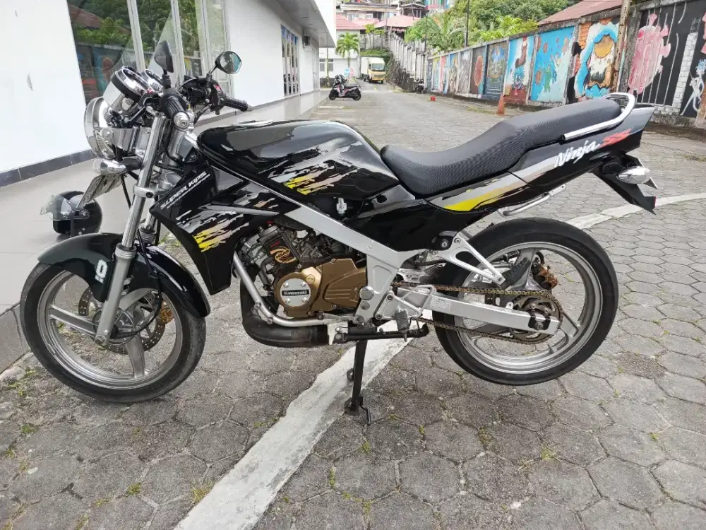 Ninja R 2007 full repaint