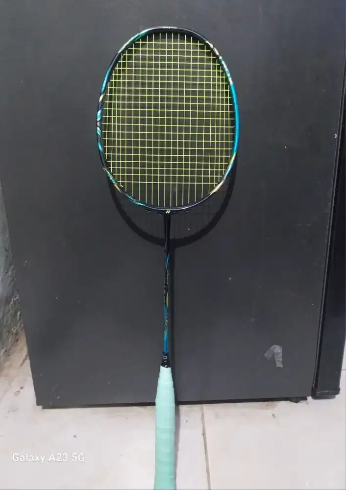 Raket Yonex Astrox 88S