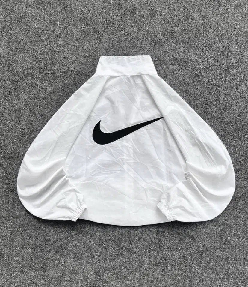 Jaket Nike size L