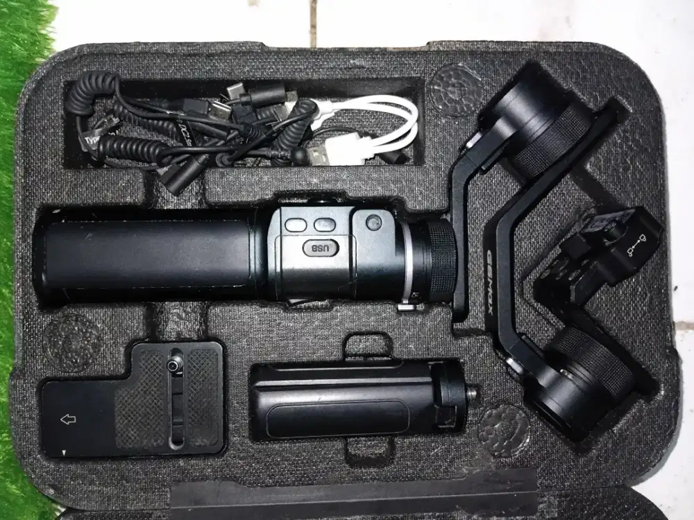 Gimbal stabilizer kamera Feiyu g6 max