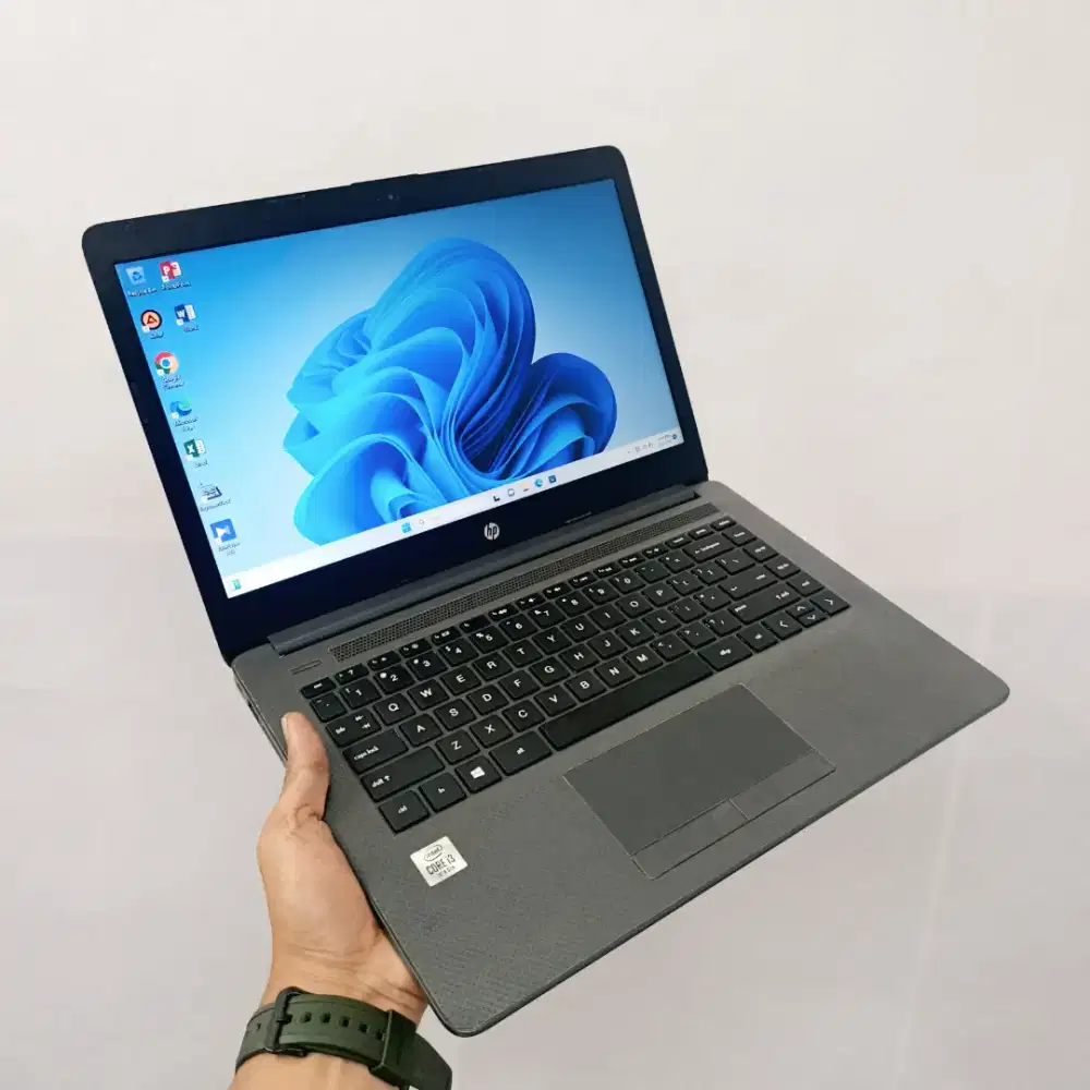 Laptop hp 240 g7 core i3 gen 10 4GB/256GB SSD
