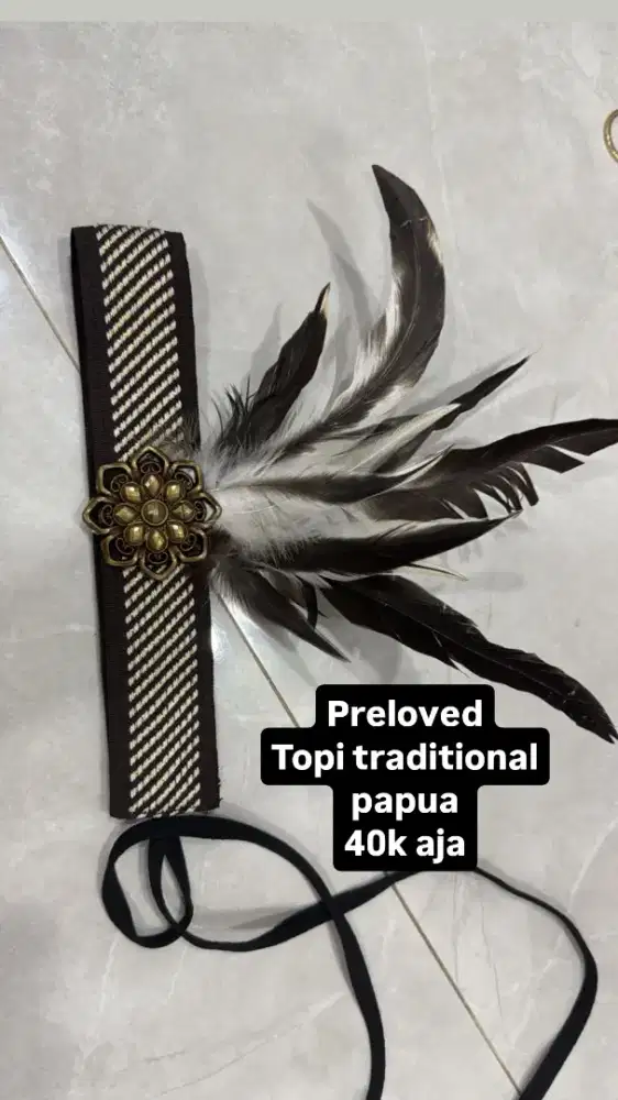 Topi papua dayak