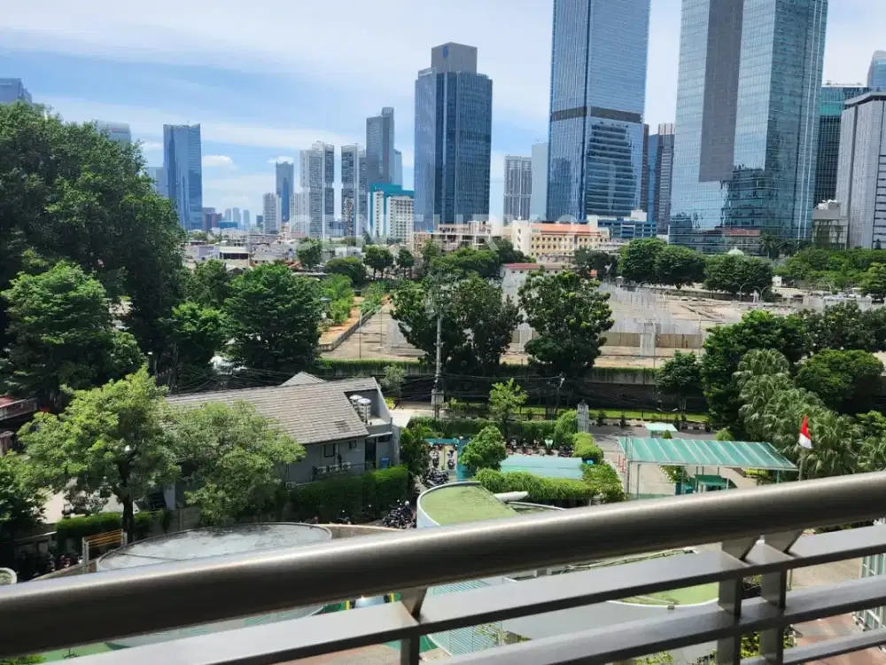 Apartemen Full Furnished 3 Bedroom Di The Peak, Setiabudi
