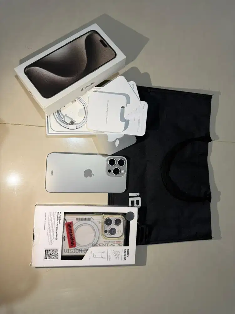 Apple iPhone 15 Pro Max 256GB Natural Titanium EX IBOX Mulus
