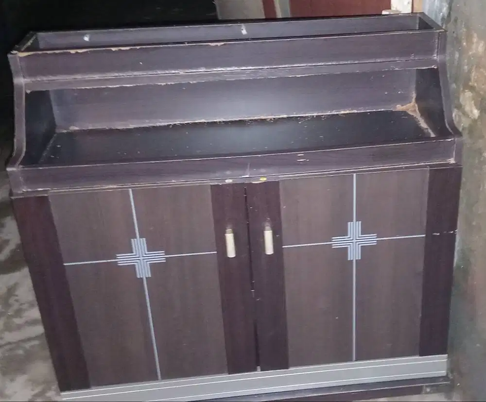 Dijual murah lemari tv bekas