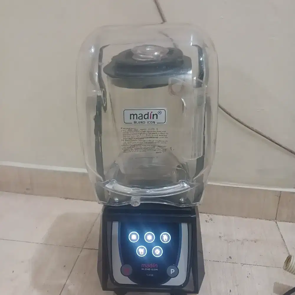 Blender merk  MADIN