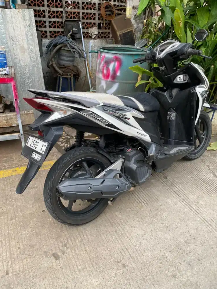 Vario 125 kzr 2014 lengkap