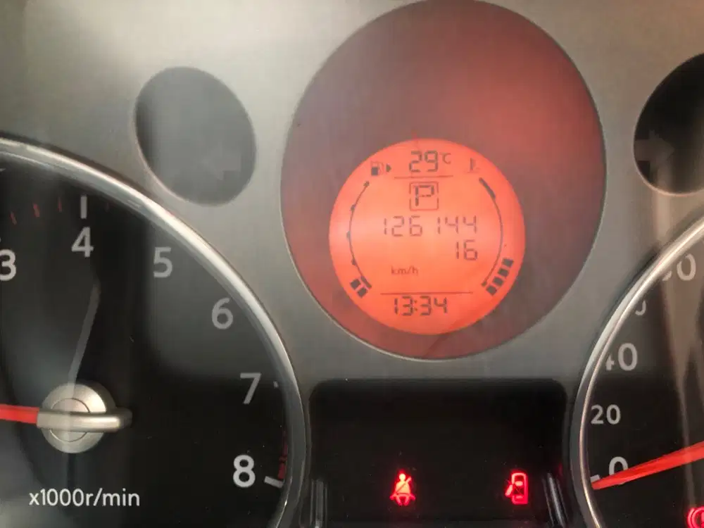 Nissan X-Trail 2010 Bensin