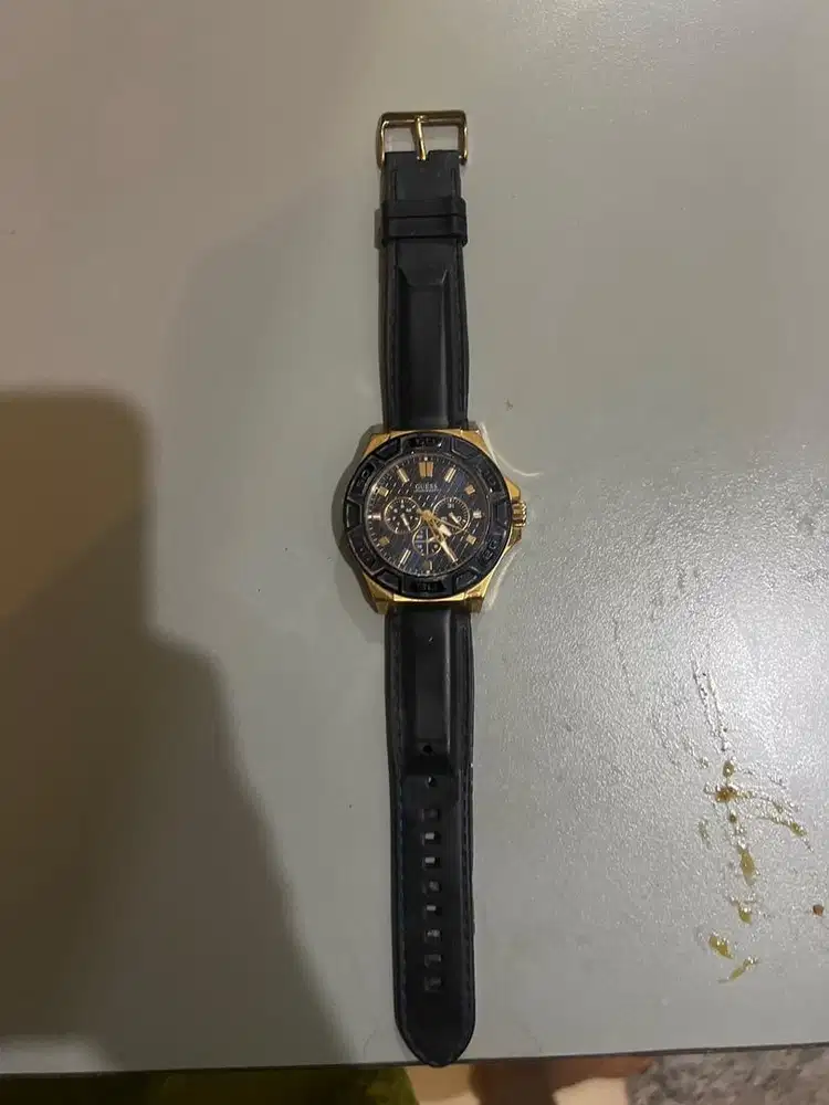 Dijual jam tangan gues ori