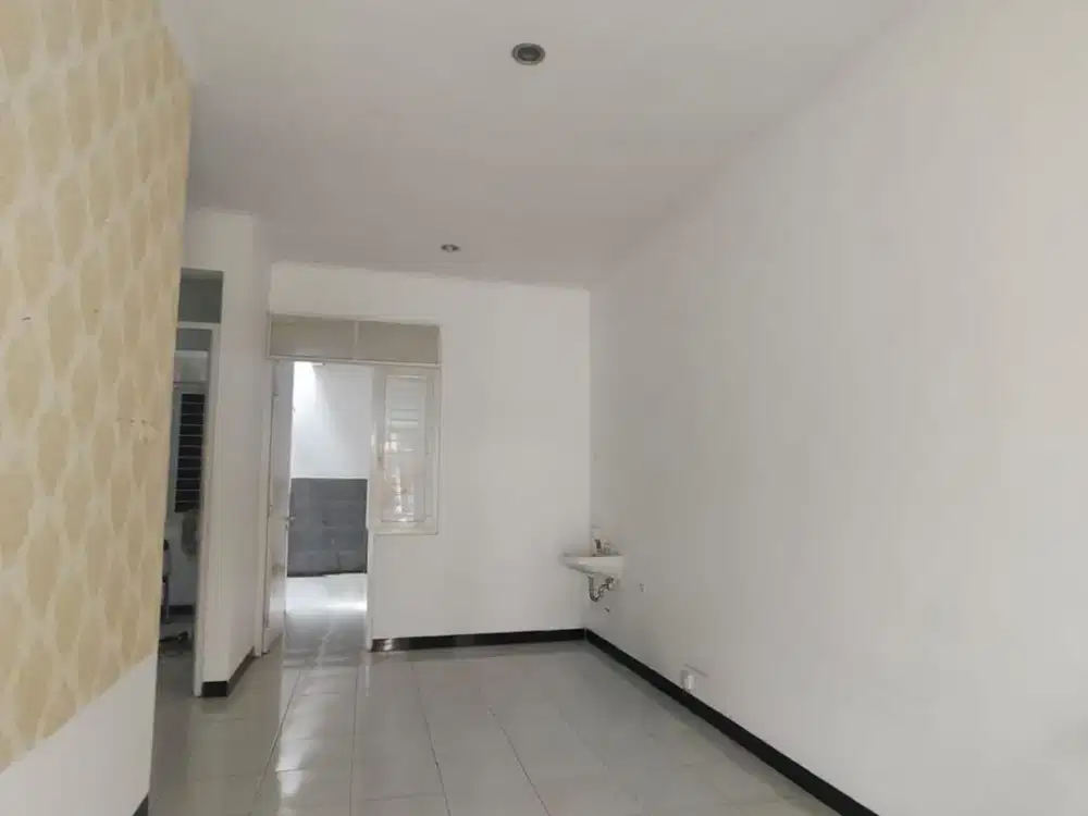 Rumah Minimalis Siap Huni di Taman Kopo Indah 5 Bandung