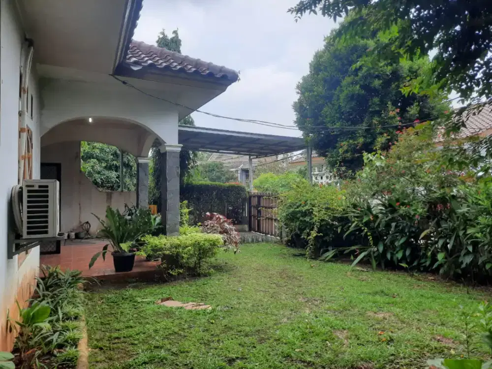Dijual cepat, rumah cantik, 3 halaman harga nego