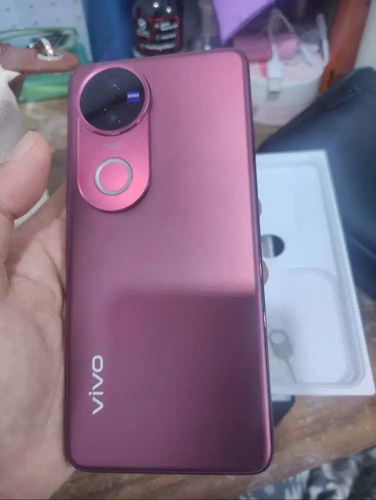 Vivo V50 5G Gress (cuma dipakai 3 hari)