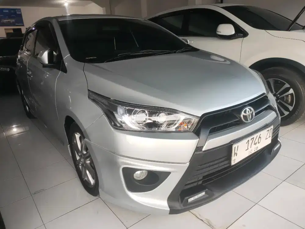 Yrais S TRD 2015 Manual Km 33 rb