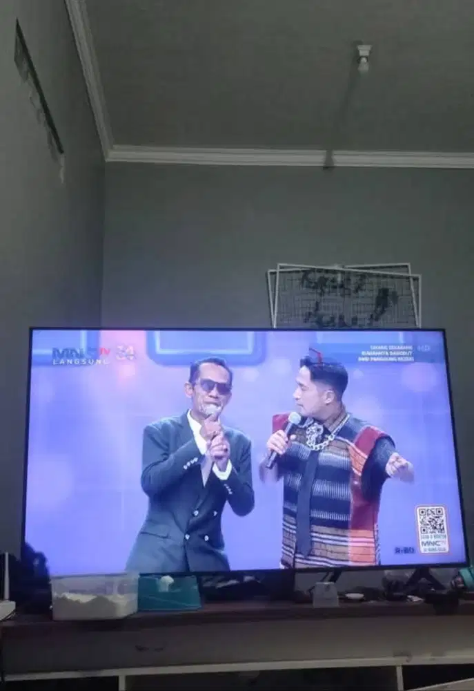 DIJUAL SAMSUNG SMART TV 50 SERI TU7000