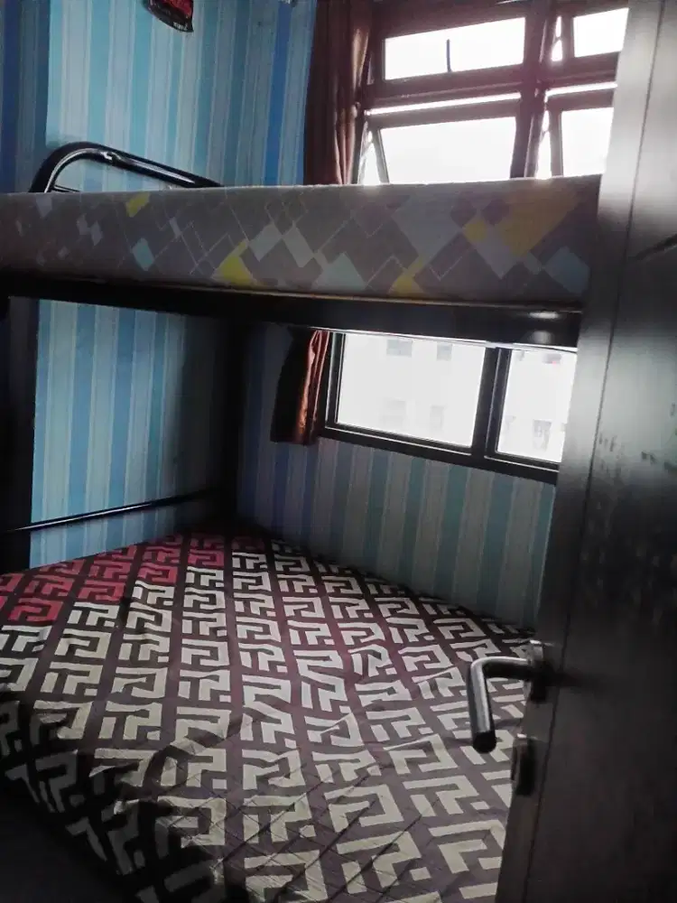 Kasur 2 tingkat