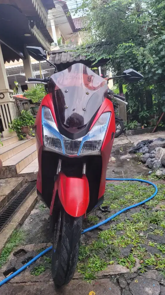 Yamaha lexi 125 tahun 2018 surat² lengkap pajak off mesin halus