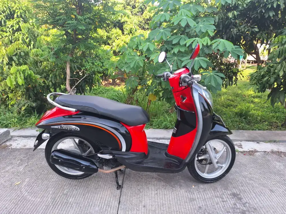 Scoopy 2012 pajak baru bisa cash/kredit syariah angsuran TERMURAH