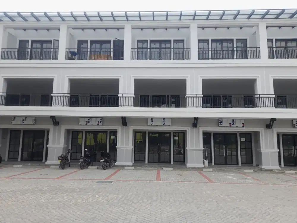 For sale. Ruko strategis di kawasan bisnis center dkt antapani Bandung