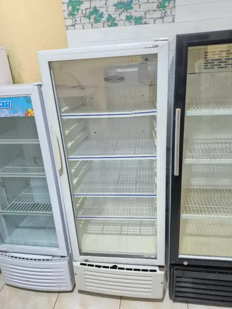 SHOWCASE SHARP 200L MULUS 1,750