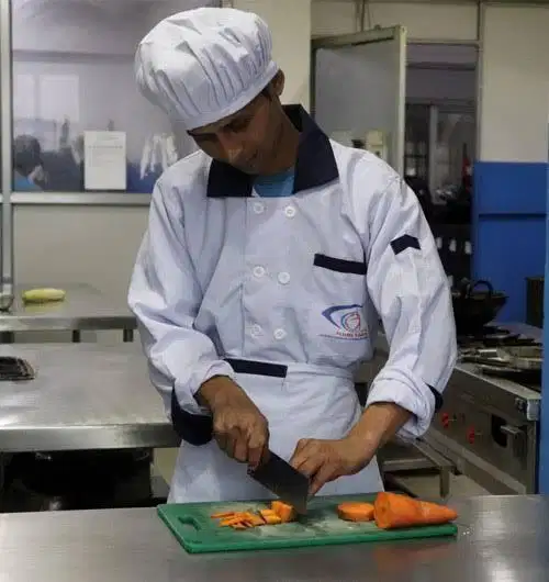 COOK HELPER resto
