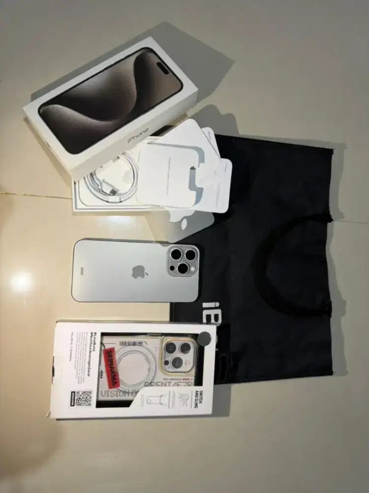 Apple iPhone 15 Pro Max 256GB Natural Titanium EX IBOX Mulus