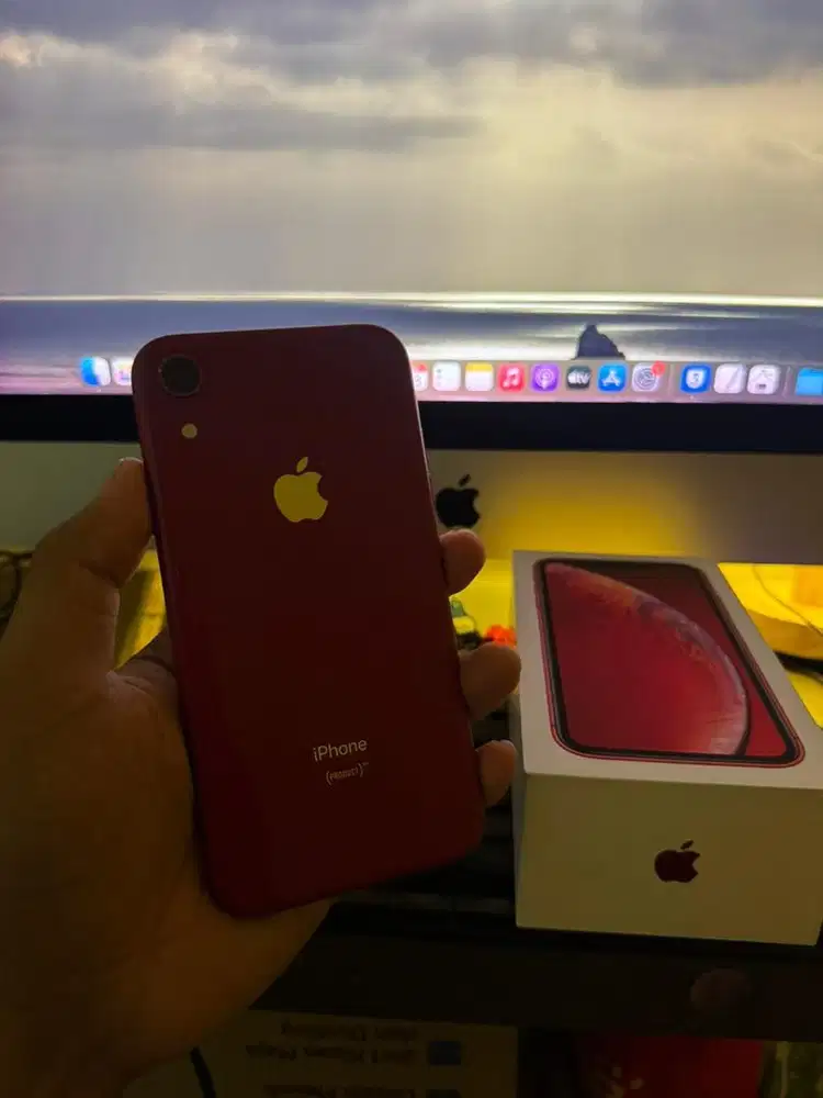 Iphone xr 128gb inter fullset imei aman 100%
