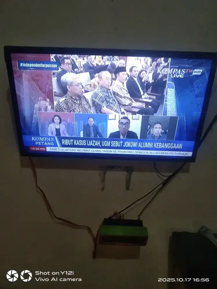 TV LED SHARP AQUOS 32 INCH + SEATBOX MERK SOGO