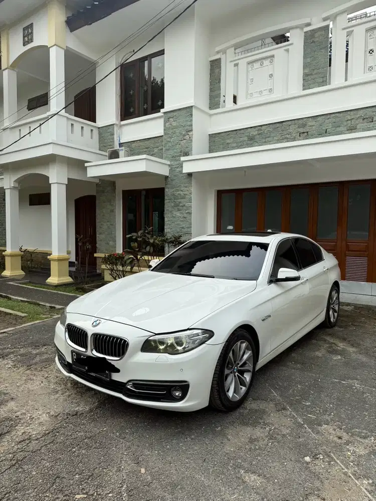 BMW 520i 2017 Bensin