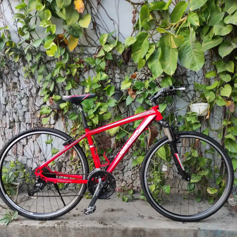Sepeda polygon heist 3.0 red last edition mulus hampir kaya baru sip