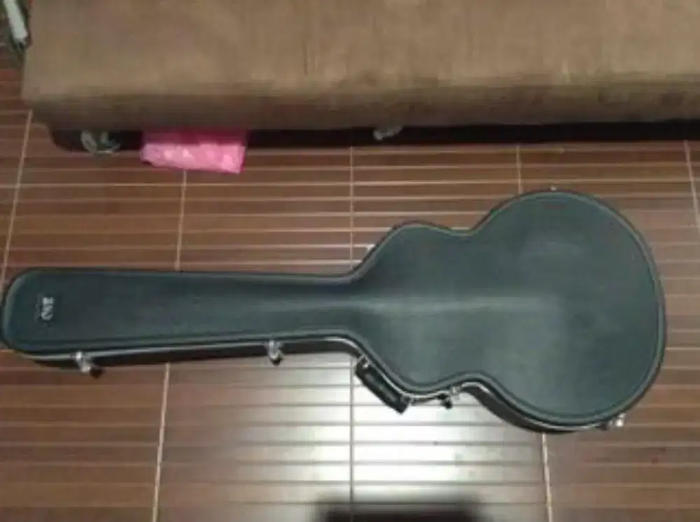 Hardcase Gitar Akustik Jumbo CNB