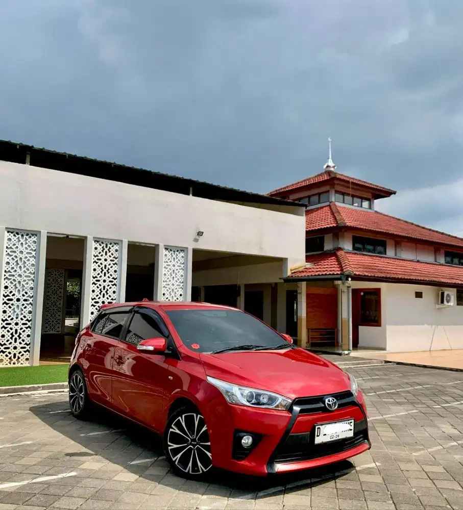 KM84RB- Toyota Yaris G 1.5 AT 2015 Matic Merah 2016/2017 NO PR
